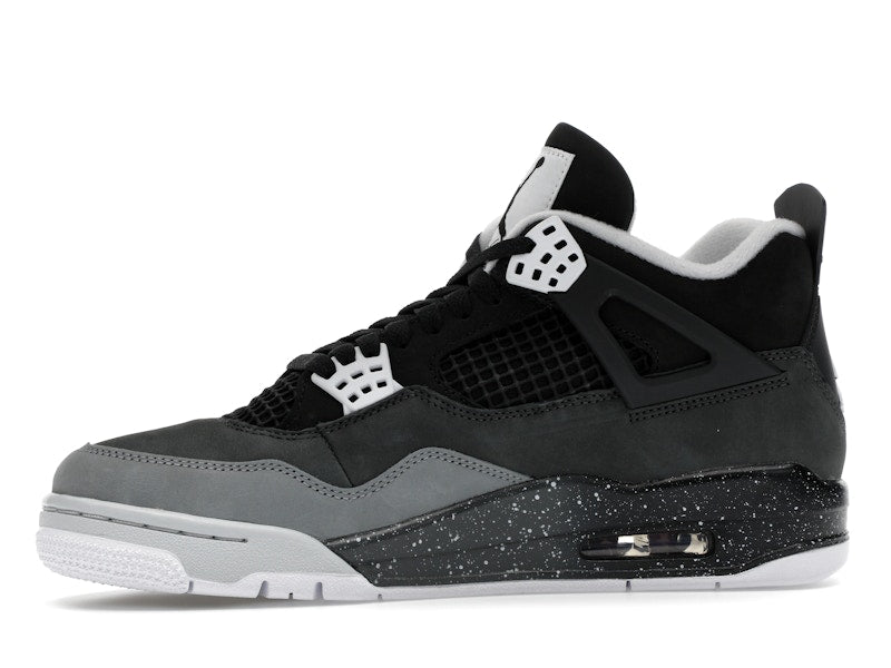 Air Jordan 4 Retro Fear, vista a 360 gradi 18 di 36
