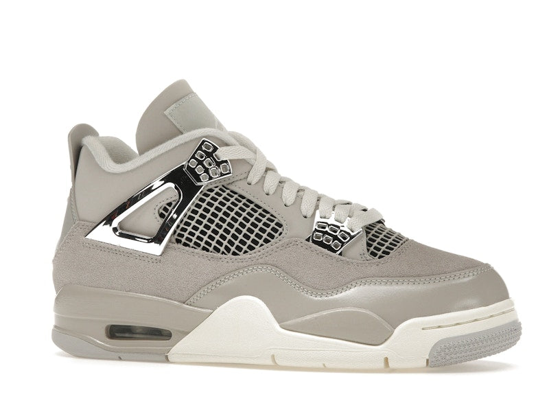 Air Jordan 4 Retro Frozen Moments
