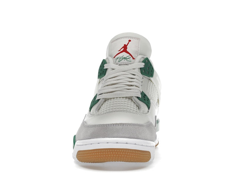 Air Jordan 4 Retro SB Pine Green, vista a 360 gradi 11 di 36