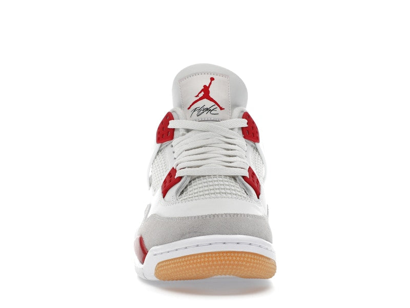 Air Jordan 4 Retro SB Varsity Red, vista a 360 gradi 10 di 36