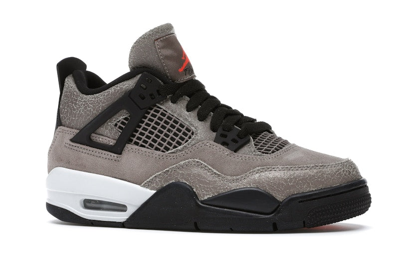Jordan 4 Retro Taupe Haze (GS), vista a 360 gradi 3 di 36