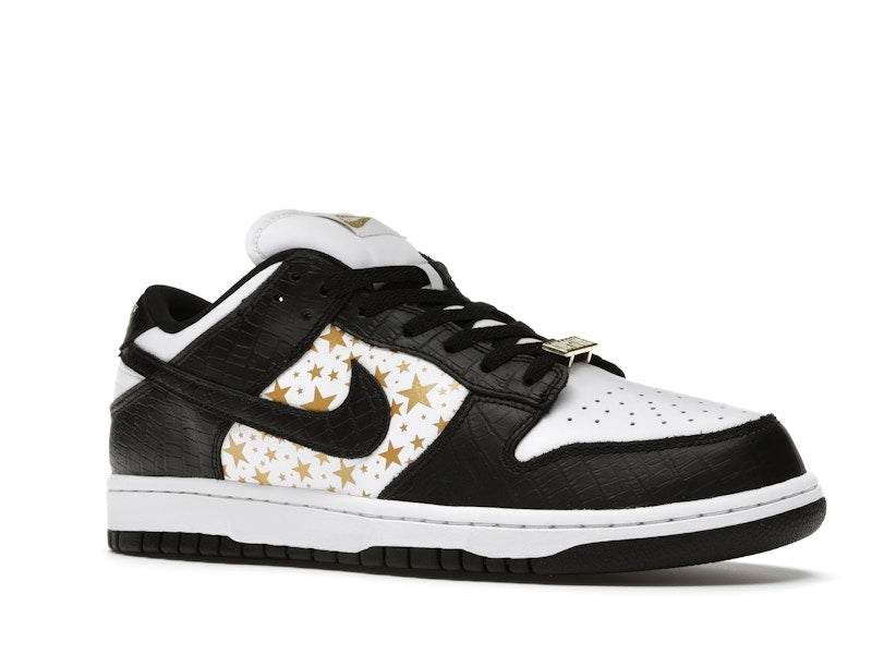 Nike SB Dunk Low Supreme Black, vista a 360 gradi 4 di 36