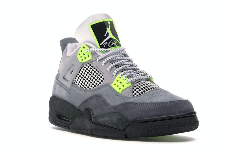 Air Jordan 4 Retro SE Neon, vista a 360 gradi 6 di 36