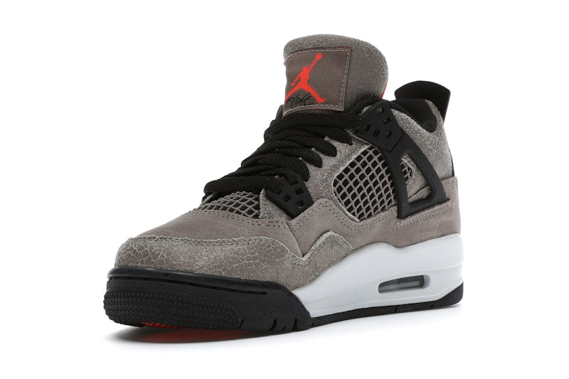 Jordan 4 Retro Taupe Haze (GS), vista a 360 gradi 14 di 36