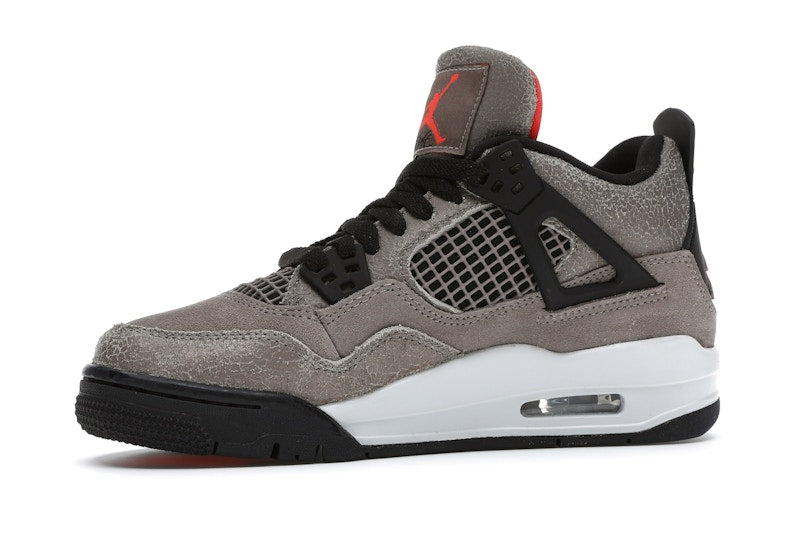 Jordan 4 Retro Taupe Haze (GS), vista a 360 gradi 17 di 36