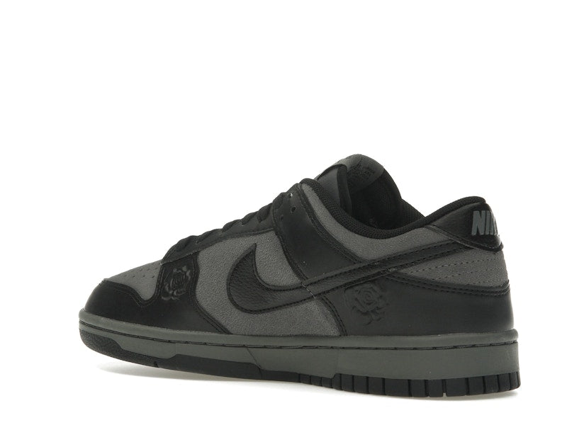 Nike Dunk Low Black Roses (Women's), vista a 360 gradi 23 di 36