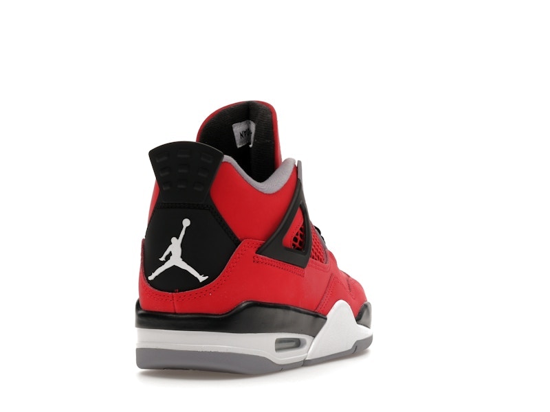 Jordan 4 Retro Toro Bravo (2026) (GS), vista a 360 gradi 30 di 36