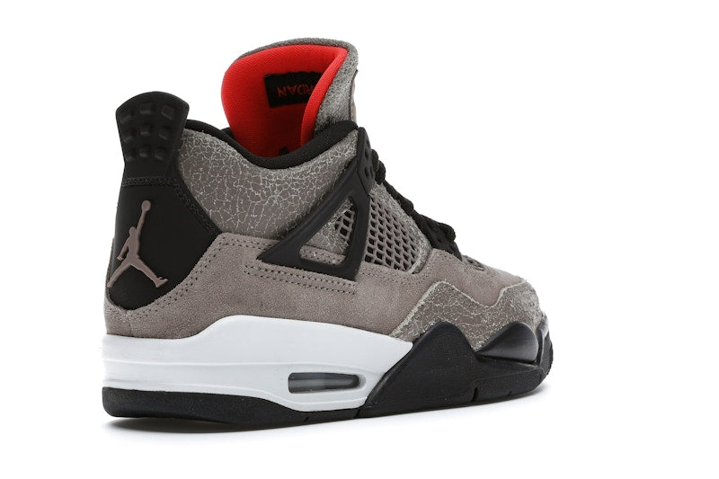 Jordan 4 Retro Taupe Haze (GS), vista a 360 gradi 32 di 36